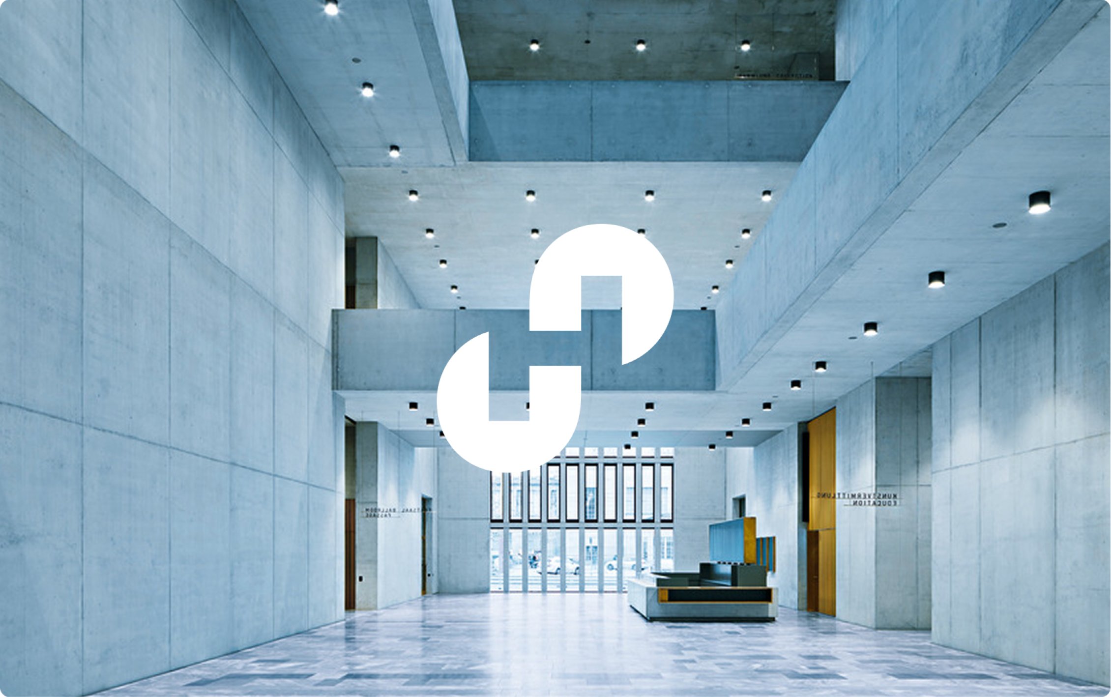 Holcim Logo kombiniert mit einer Aufnahmedes Kunsthauses Zürich im neuen Bildstil